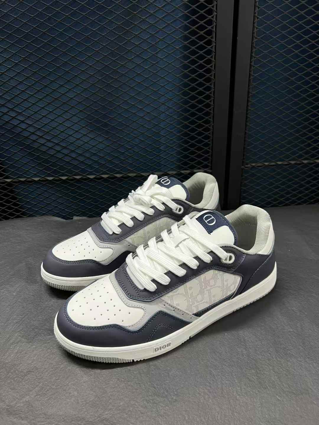 Dior B27