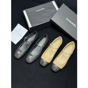 Chanel Shoes (Flat)