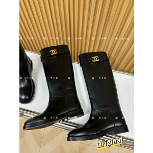 Chanel boots 26B